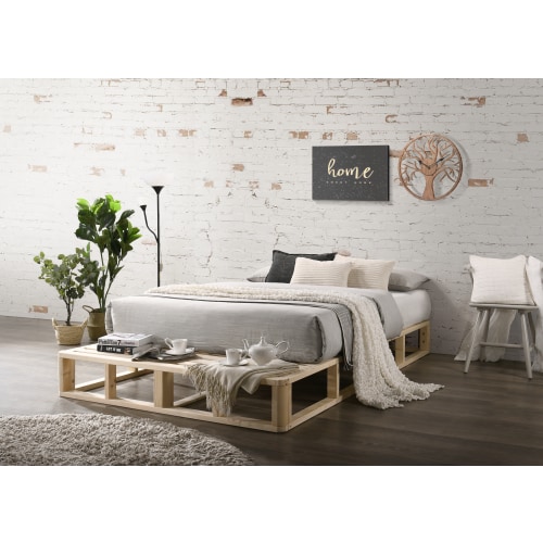 Lifely Coastal Pallet Bed Base Clear Pine Queen 163Wx243Lx25H cm